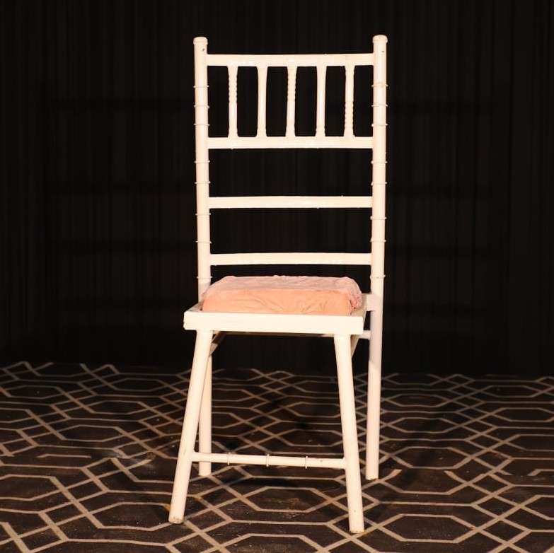 You are currently viewing Chiwari White