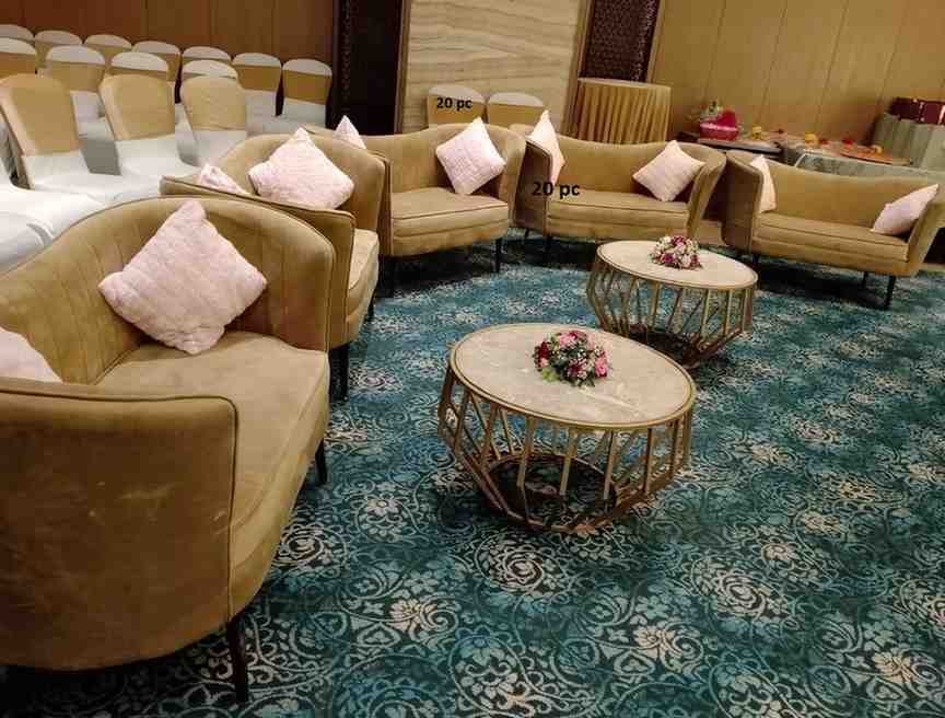 You are currently viewing Golden Apple Sofa