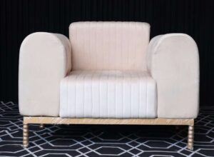 Read more about the article Royal Sofa one seater
